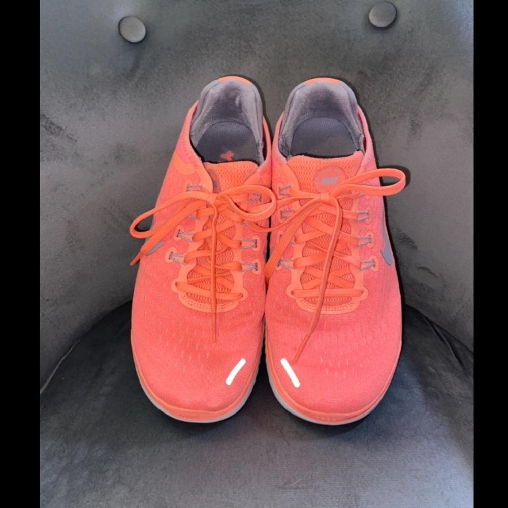 Nike Free SZ 8.5, Lightly Used Tennies